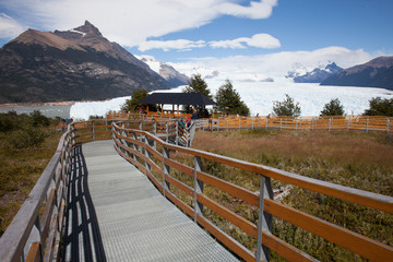 Wooden boardwalk to a glacier
