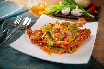 Fried crab curry powder.