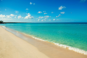Fototapeta na wymiar Coast of the Caribbean Sea. Travel around the world's paradises.
