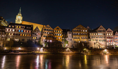 Fototapeta na wymiar Tübingen bei Nacht
