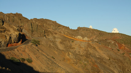 Fototapeta premium Observatorio del Roque de Los Muchachos en la isla de La Palma, Tenerife, España
