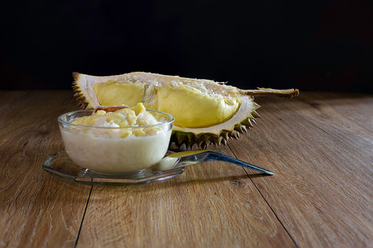 Durian with coconut milk and sticky rice in glass bowl, Popular thai dessert