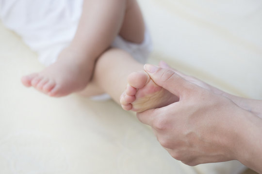 baby foot exercise