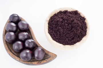 Fresh berries and acai powder - Euterpe oleracea
