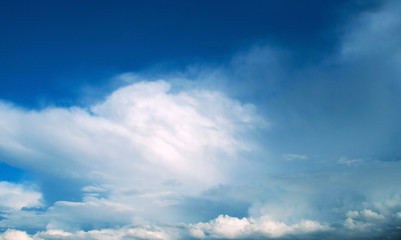 Naklejka na ściany i meble summer blue sky with white clouds