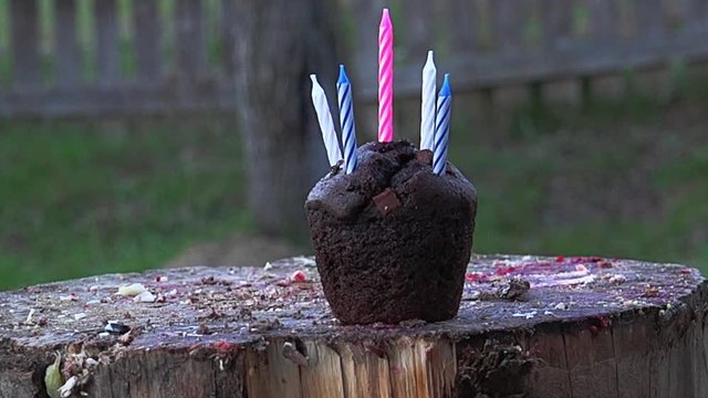 Food preparation crushed by a hammer giant, slow motion