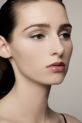 Naklejka premium Model Beauty Pose