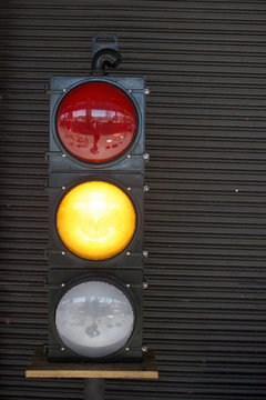 Stoplight - Yellow