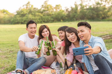 selfie with his friends