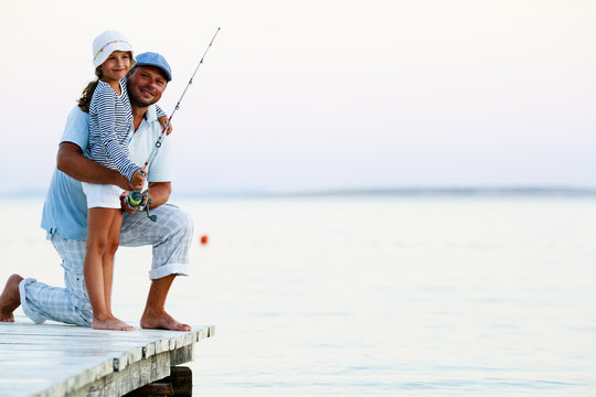 Father And Daughter Fishing Images – Browse 2,833 Stock Photos