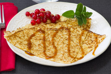 crêpe au caramel
