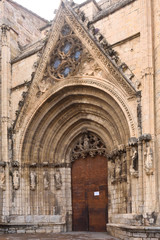 Fototapeta na wymiar door of the virgins of the cathedral of Santa Maria in Morella, Maestrazgo, Castellon, Spain