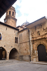 Fototapeta na wymiar Square of la Iglesia and church, La Iglesuela del Cid, Mestrazgo, Teruel province, Aragon, Spain