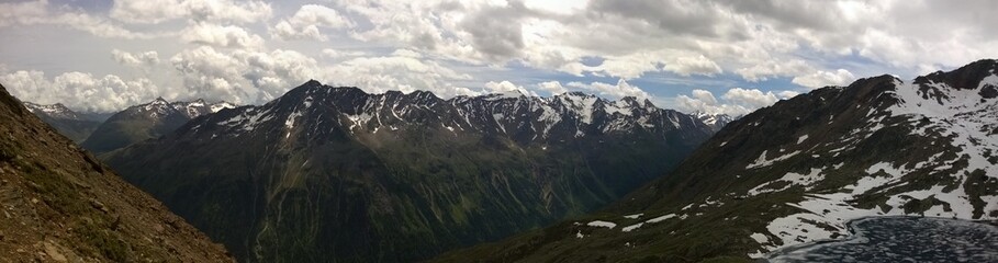 Fototapeta na wymiar Tirolen alps