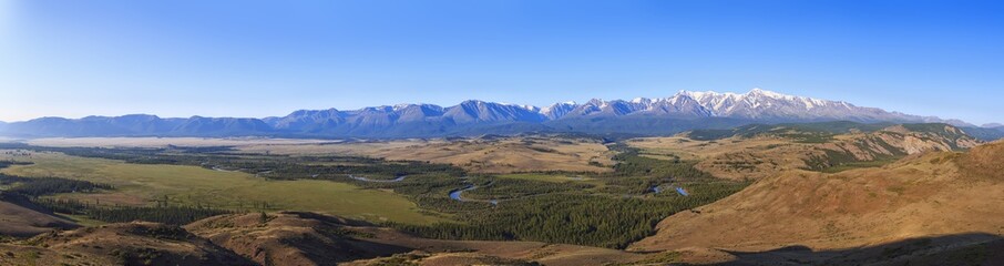 Dawn over the Kurai steppe. The North-Chuya Range.