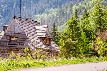 The building of the PTTK hostel on the way to the Sea Eye in the Polish mountains © daily_creativity