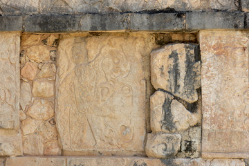 Chichen Itza, one of the most famous Mayan cities. Mexico, Chichen Itzá, Yucatán.	Architectural details that can be admired in the ruins