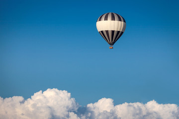 Ballon Ballonfahrt Über den Wolken Aufsteigen