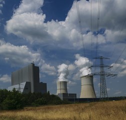 Fototapeta na wymiar Braunkohlekraftwerk in Deutschland