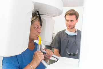 Röntgen beim Zahnarzt