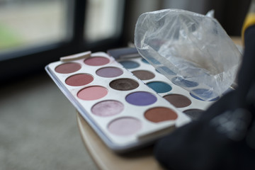 Lidschatten Make Up Utensilien