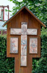 Fototapeta na wymiar crucifix in the centre of the village