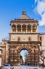 Fototapeta na wymiar Porta Nuova, Palermo