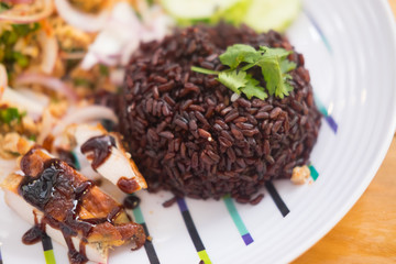 Rice berry is a popular healthy food