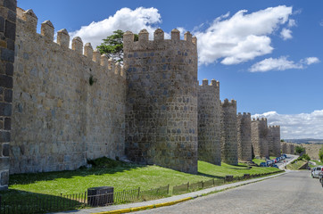 Fototapeta na wymiar Muralla de la ciudad de Avila, España