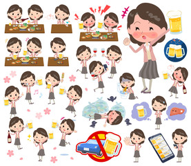 Pink jacket Middle women_alcohol