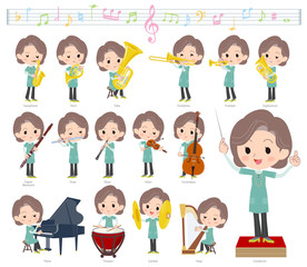 Blue-green tunic Middle women_classic music