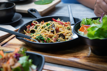Dried Chilli and Bacon Spaghetti