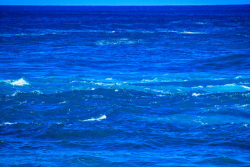 紺碧の海の風景