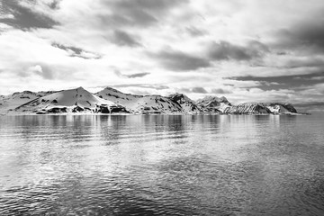 Wiosna na południowym Spitsbergenie © blackspeed