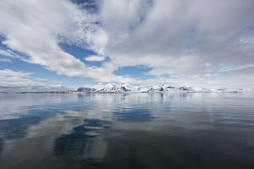Wiosna na południowym Spitsbergenie © blackspeed