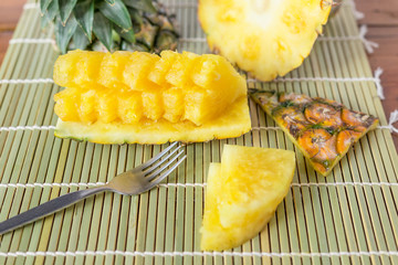 Pineapple with slices