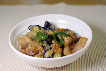 鶏肉と茄子の炒め物