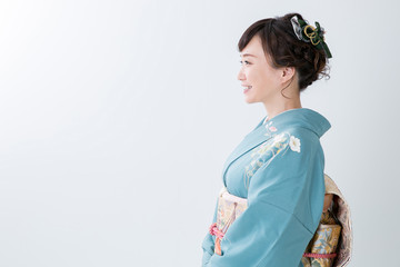 Fototapeta premium 着物姿の女性（笑顔） 