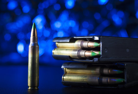 M855 ammo and metal magazines