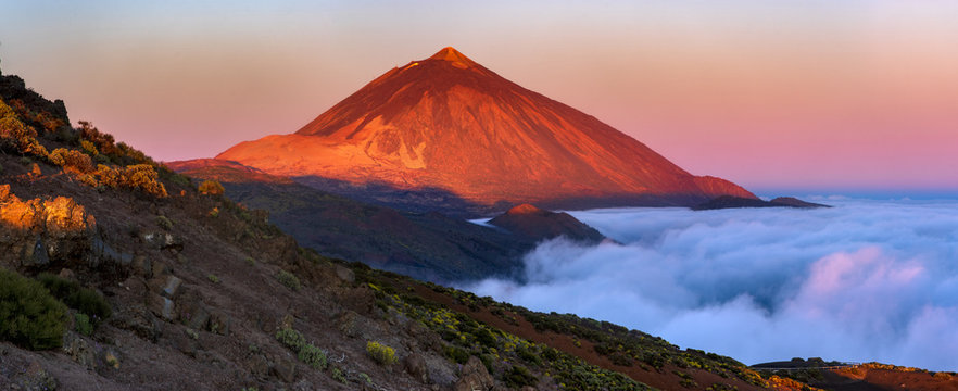 Teide volcano in Tenerife in the light of the rising sun..