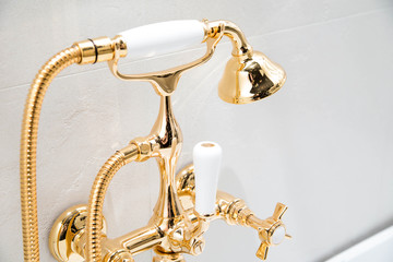 Modern shower and bath faucets in retro style