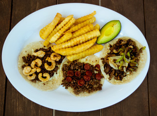 papas y tacos