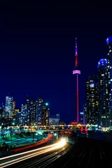 Abwaschbare Fototapete CN Tower bei Nacht in Toronto, Kanada © Kristaps