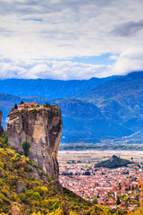 Naklejka premium Monastery of the Holy Trinity i in Meteora, Greece