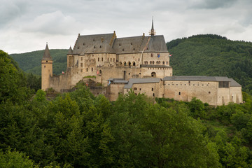 Fototapeta na wymiar Castle Vianden in Luxembourg