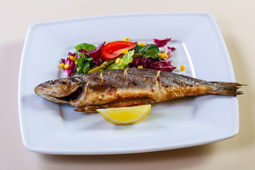 Grilled seabass with lemon