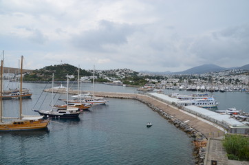 Fototapeta premium bodrum city panorama landscape boat