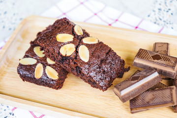 brownie with chocolate and almond
