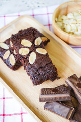 crispy brownie with chocolate and almond