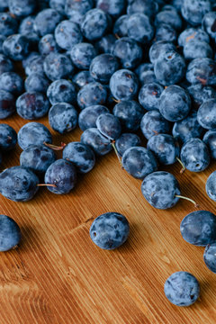 Pile of ripe plums